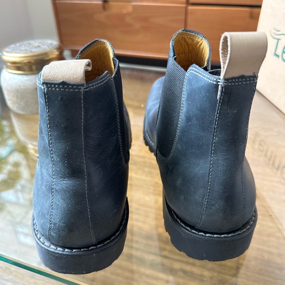 Sandro Moscoloni Black Chelsea Boots - Picture 6 of 7